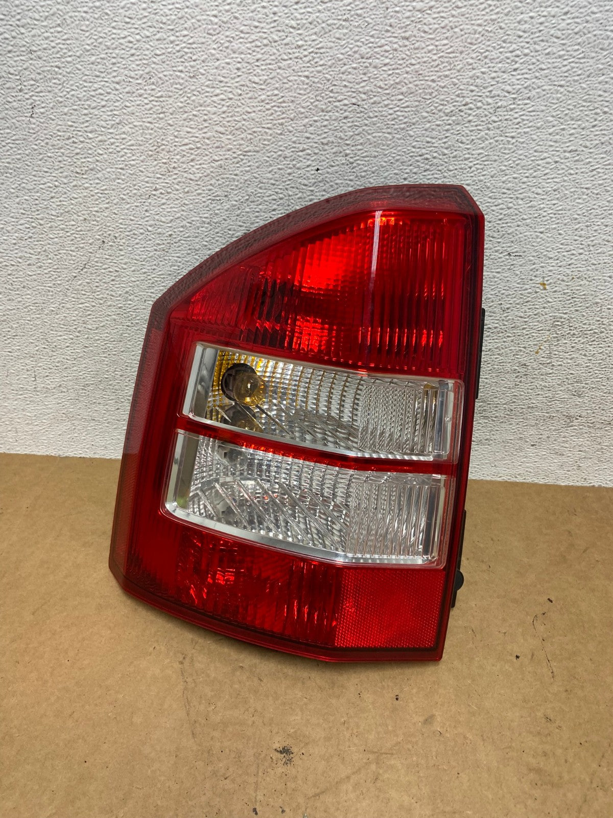2007 2008 2009 2010 Jeep Compass Left Driver LH Side Tail Light AE3017 LK0