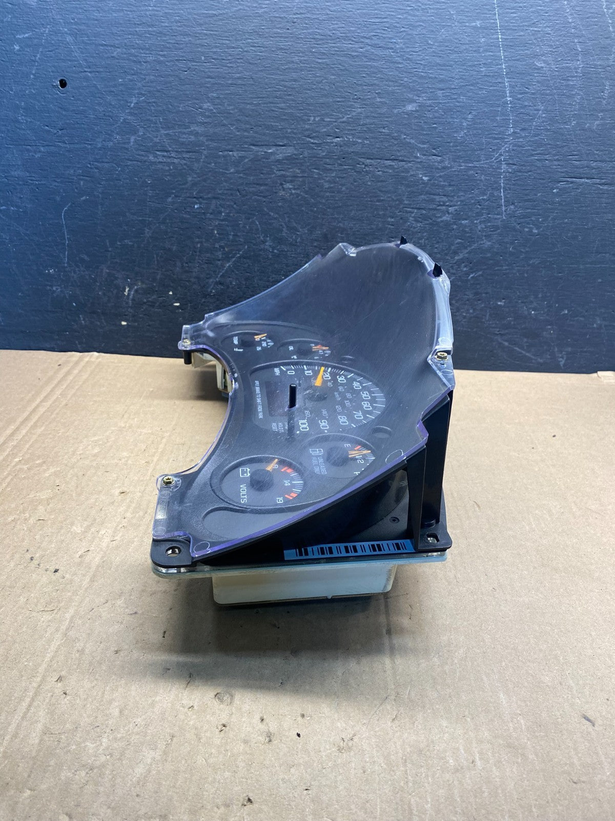 1996- to 2000 Chevrolet Express Speedometer Cluster Gauge 25755008 AE75782