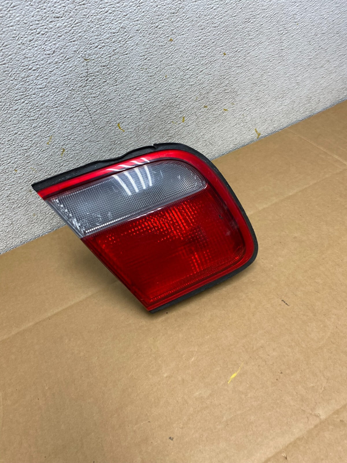 1995 to 1998 Mazda Millenia Left Driver LH Inner Tail Light Oem N4037 DW2