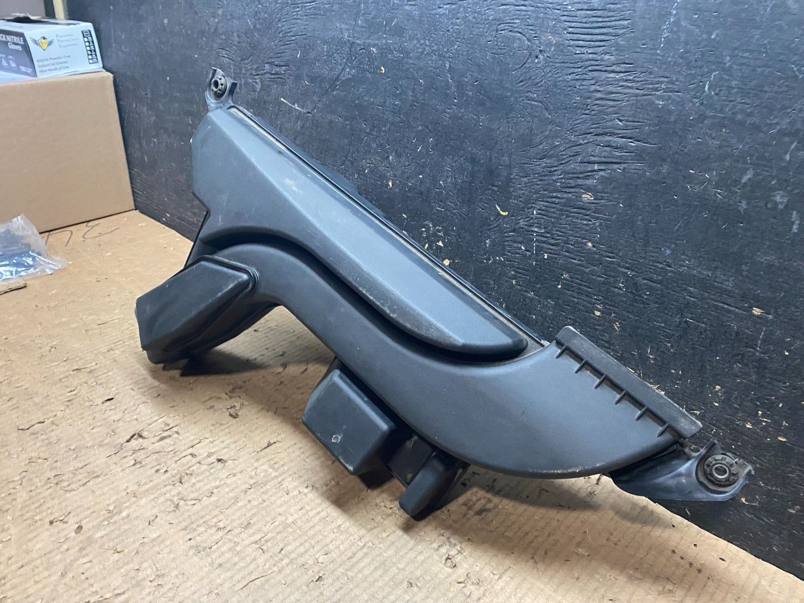 2013 to 2018 Nissan Altima 2.5L Front Air Cleaner Intake Duct Tube Y6706 DG2