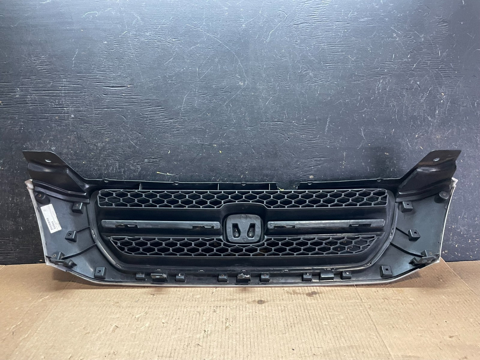 2003 2004 2005 Honda Pilot Front Upper Grill Grille Aftermarket Y9595 DG6