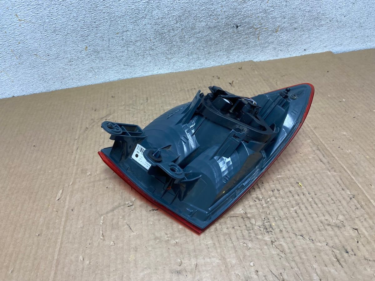 2012-2015 Bmw 3 Series F30 Sedan Right Passenger Side RH Tail Light AI6766 LK4
