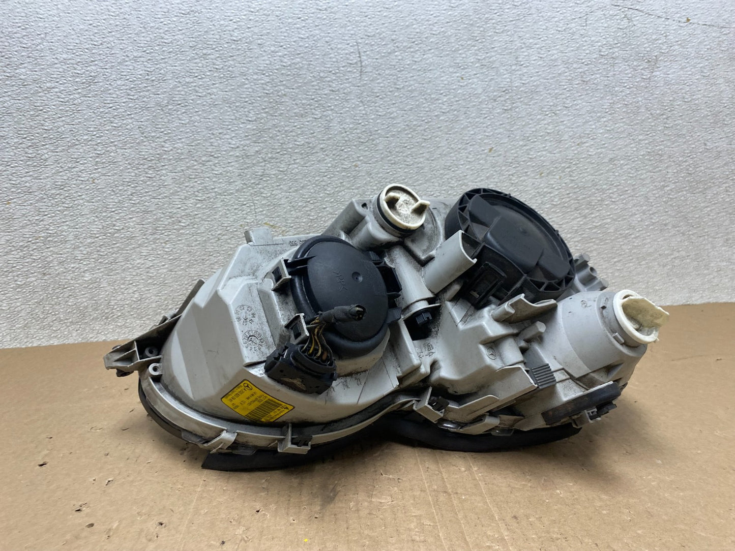2001-2004 Mercedes-Benz C Class Halogen Left Driver Headlight AD1178 DW4