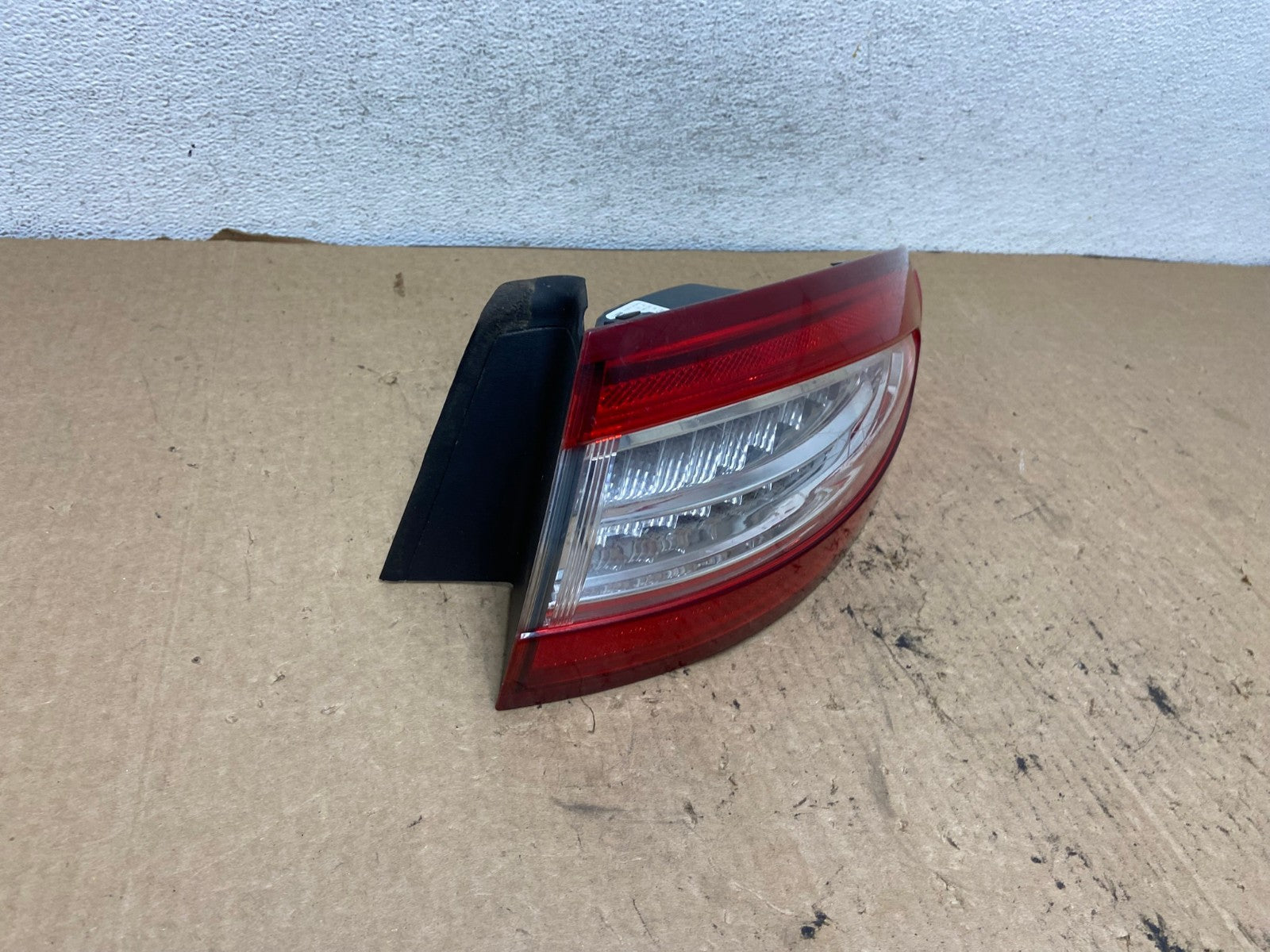 2013 to 2016 Ford Fusion Right Passenger RH Side Tail Light AG2416 LK2