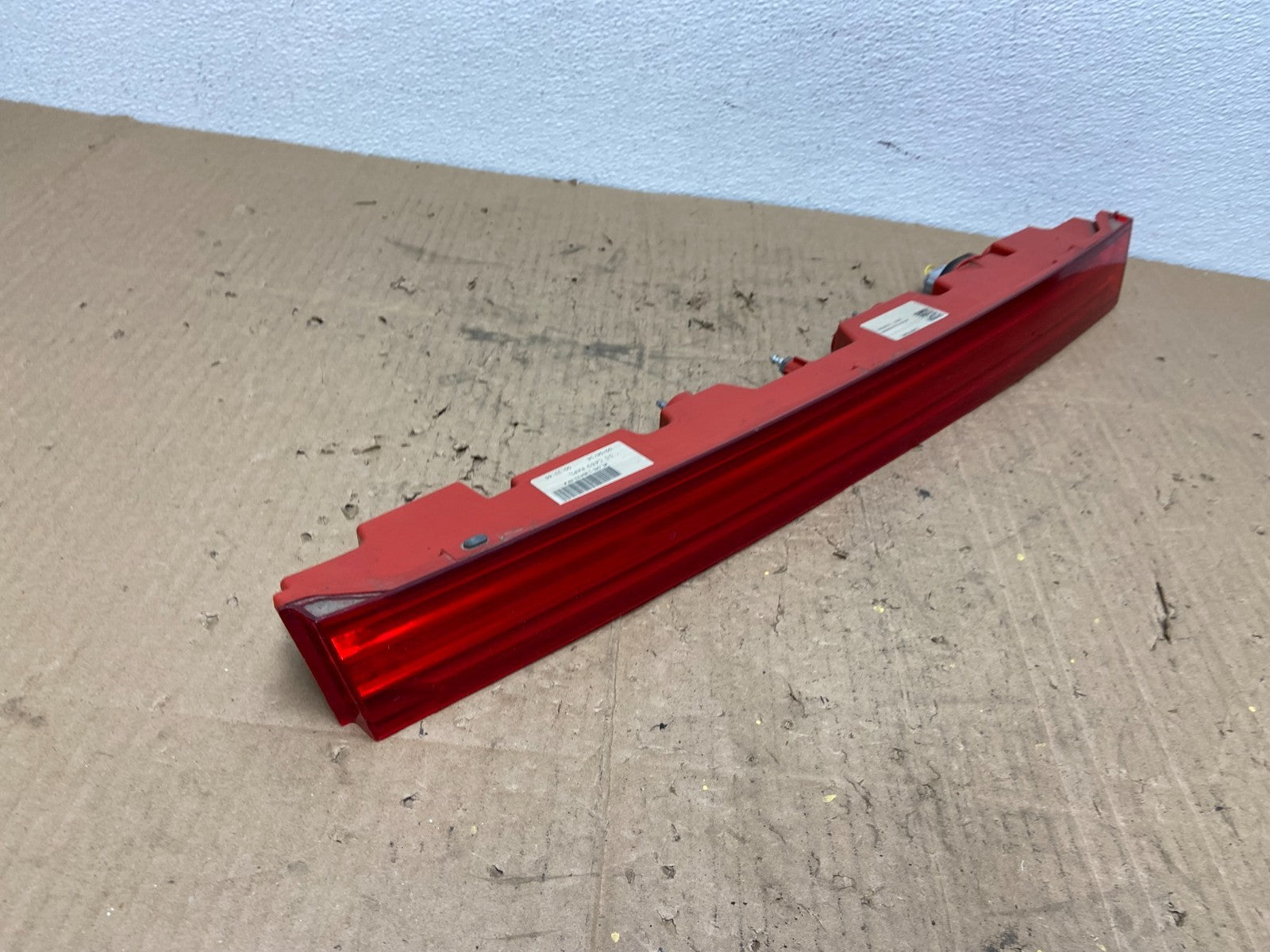 2015 to 2019 Lincoln MKC Center Trunk  Tail Light OEM AC0342 DG2