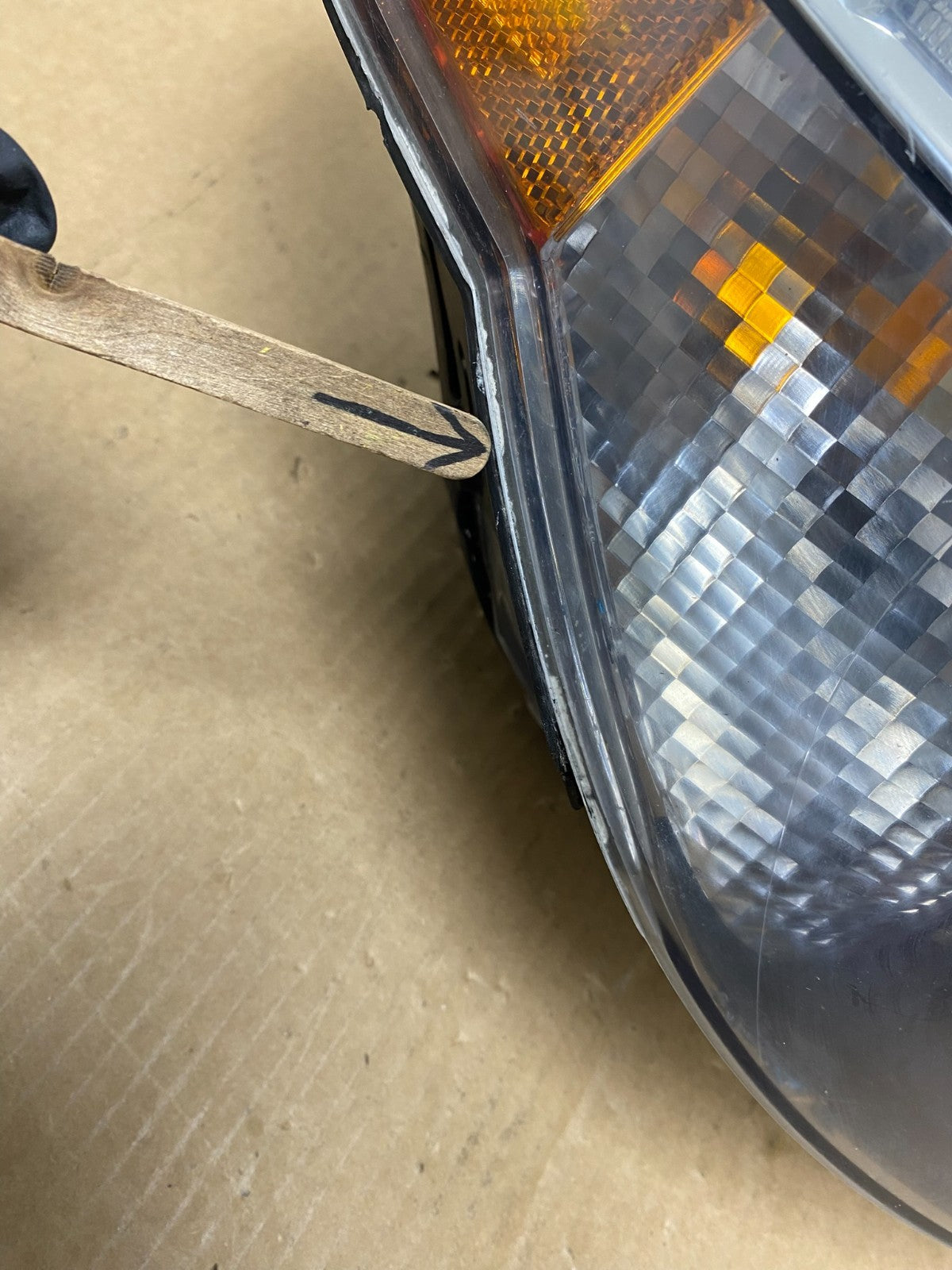 2004 to 2007 BMW 525i 5 Series Headlight Right Passenger Xenon AFS AG1992 DW4