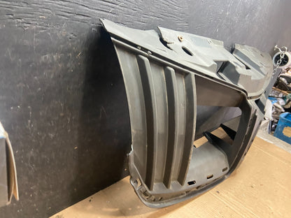 2010 to 2012 Lincoln MKT Grill Grille Support Panel O3111 PS2