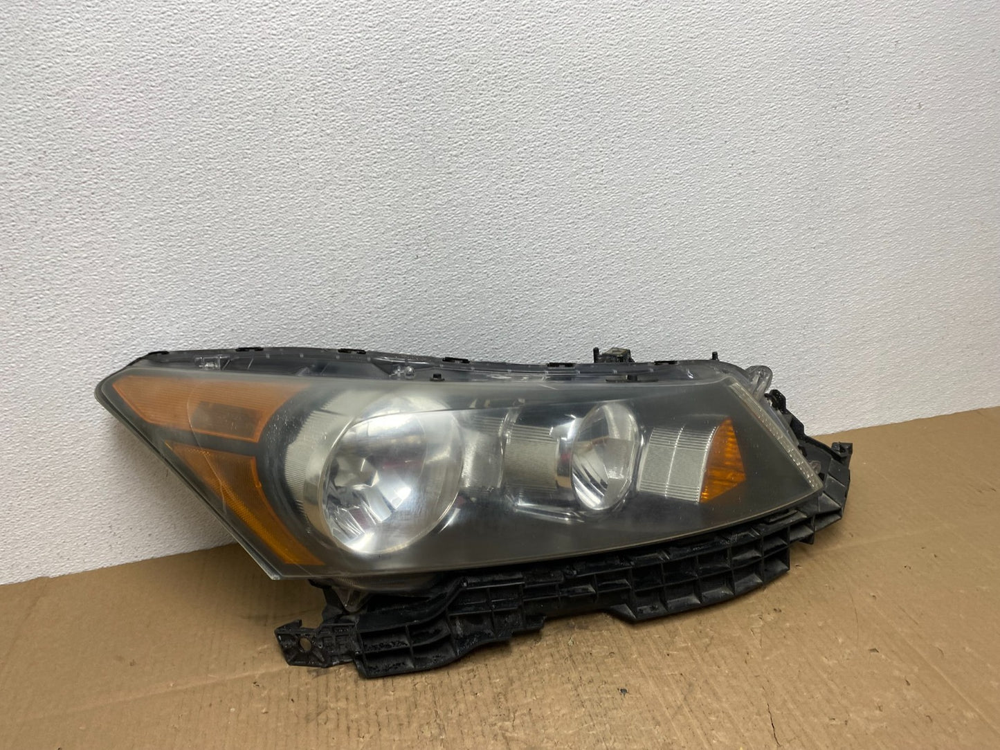 2008 to 2012 Honda Accord Sedan Right Passenger RH Headlight AB8431 DW0