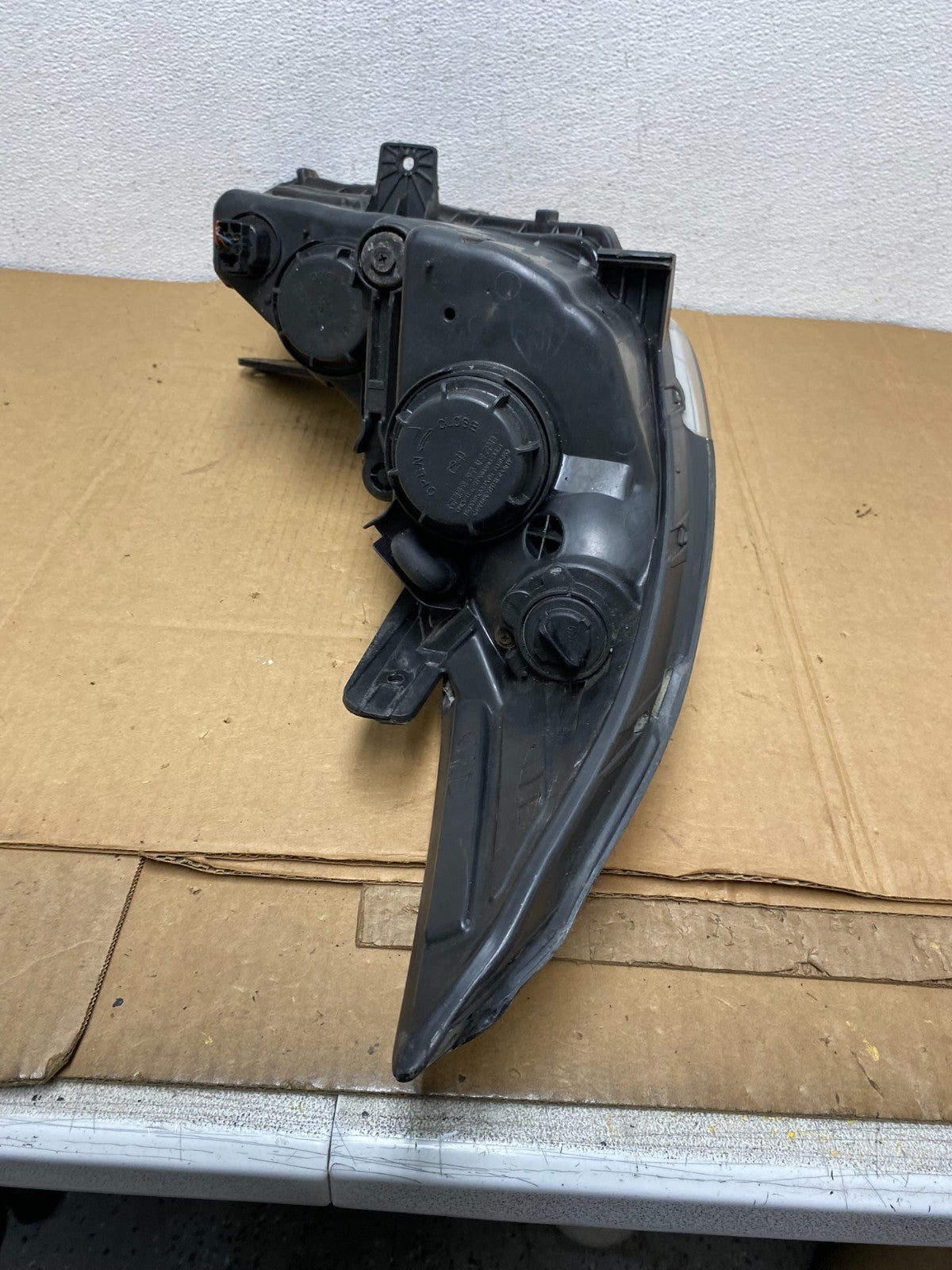 2011 - 2014 Hyundai Sonata Left Driver Lh Side Headlight Halogen AC7501 DW9
