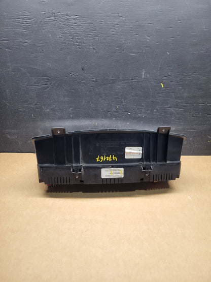 2006 Dodge Durango Speedometer Instrument Cluster Gauge H7467 OEM3