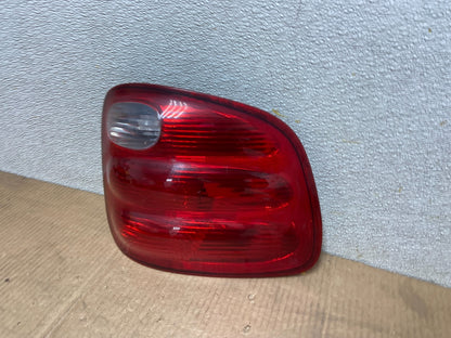 1997 to 1999 Ford F150 F-150 Right Passenger RH Side Tail Light Oem AA6464 DW1