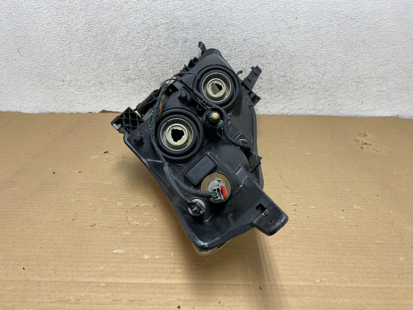 Sedan 2010 2011 2012 Nissan Altima Headlight Right Passenger Rh AG9320 DW7