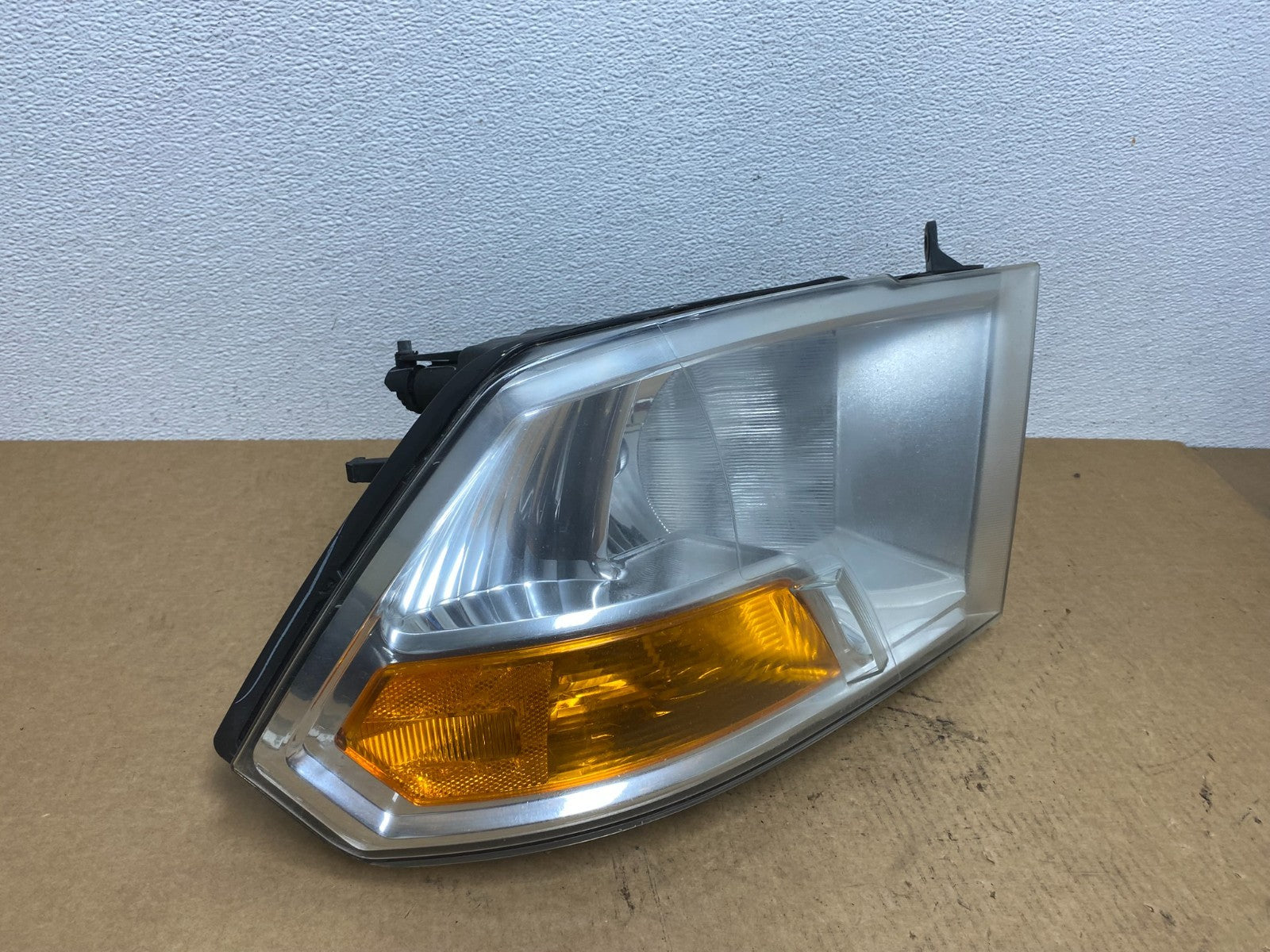 2009 to 2012 Ram 1500 2500 Right Passenger RH Halogen Headlight AC1840 DW2