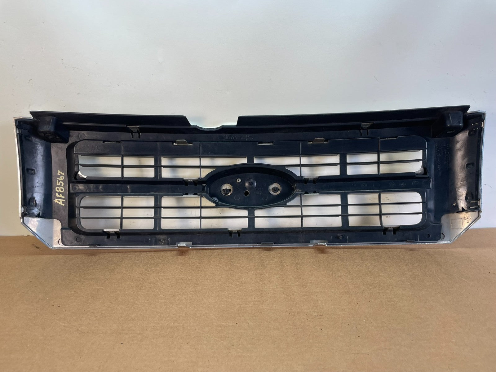 2008 to 2012 Ford Escape Front Upper Grill Grille af8567 DG3