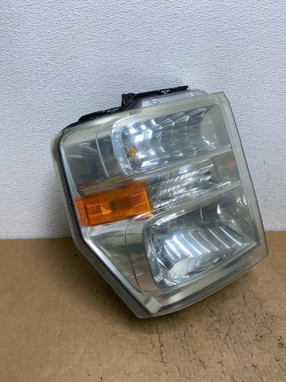 2008-2014 Ford Econoline E150 E250 E350 Right Passenger Headlight AD0693 DW2