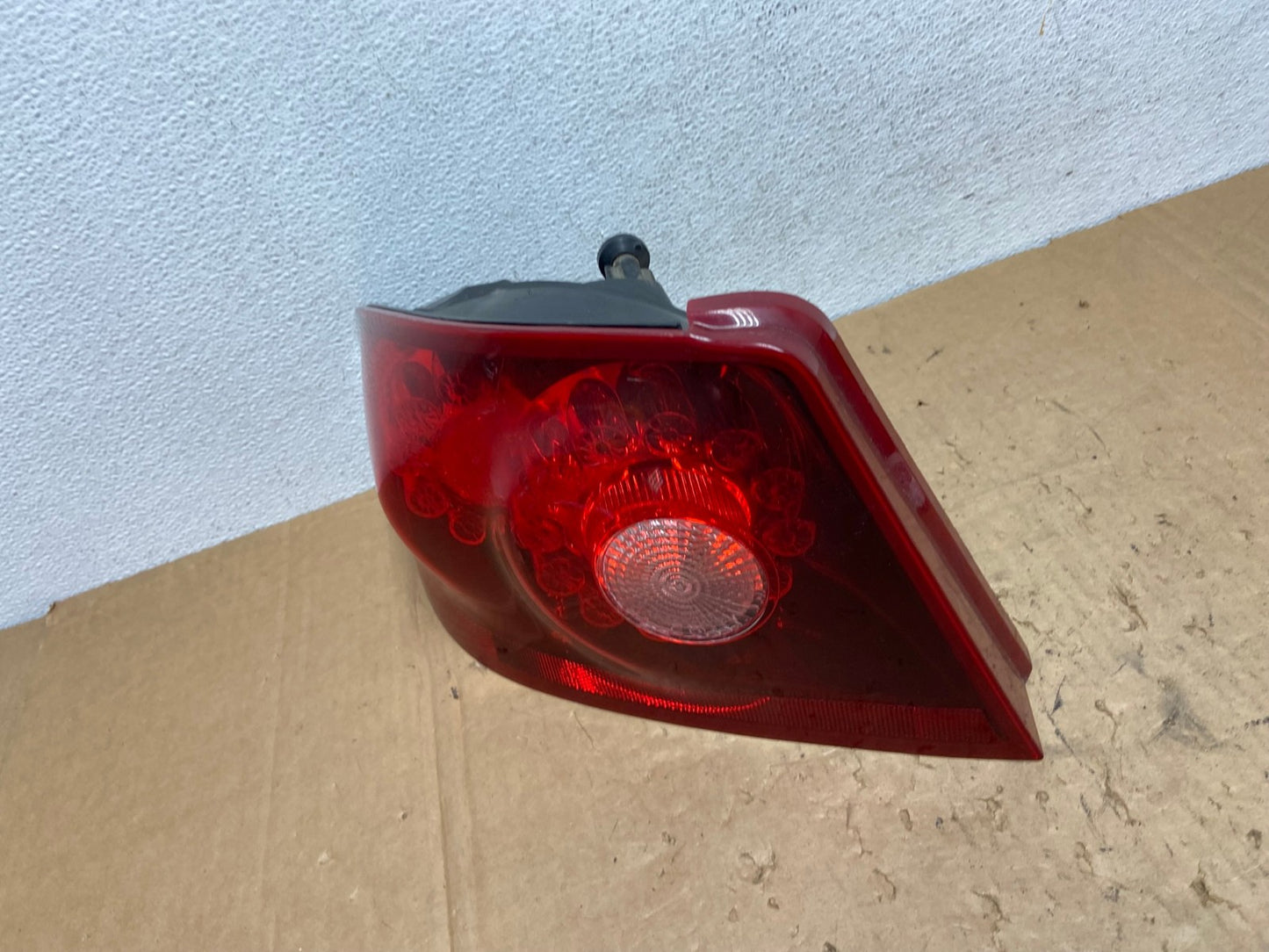 2011 to 2014 Dodge Avenger Left Driver Lh Side Tail Light AD3290 LK1