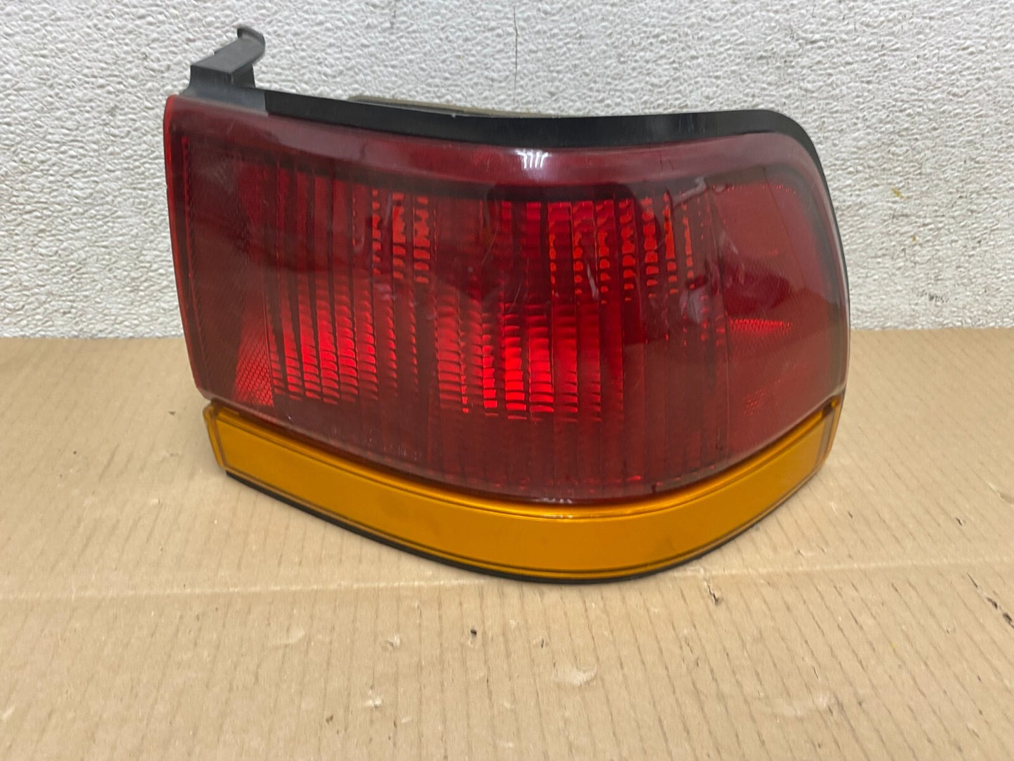 1994 to 1996 Ford Escort Sedan Right Passenger RH side Tail light J2032 DW0