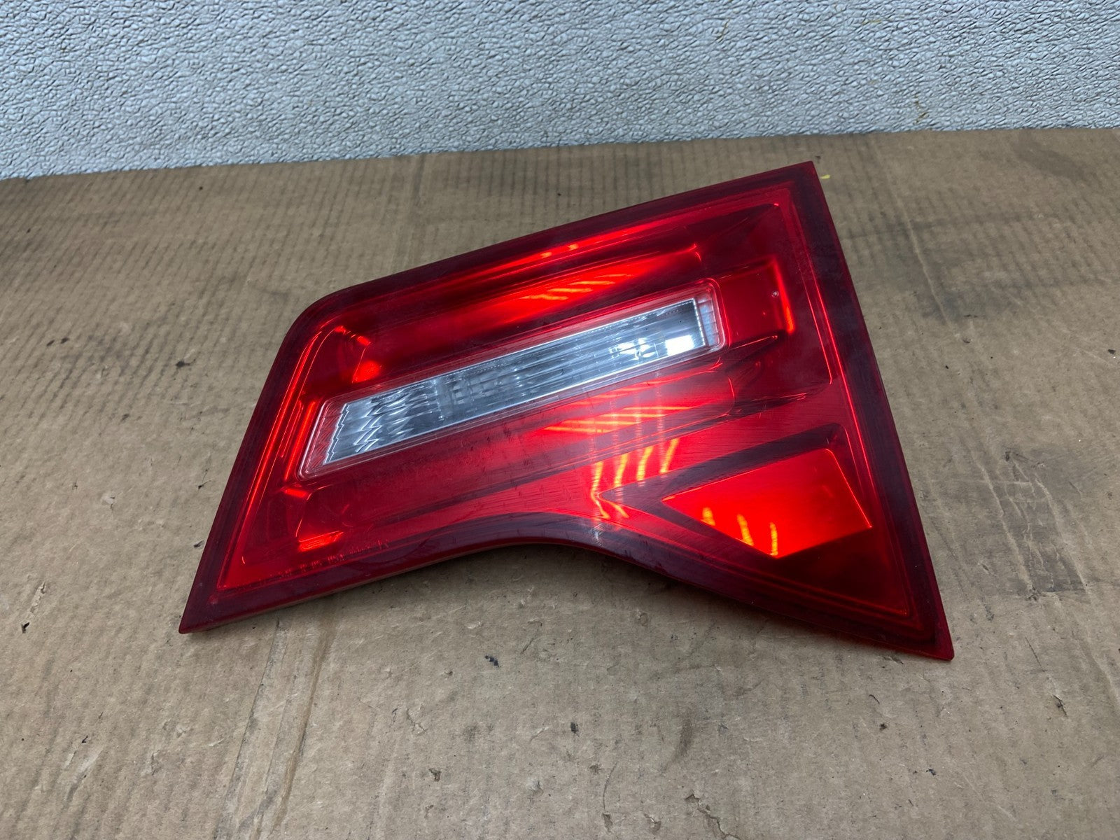 2007 2008 2009 Acura Mdx Right Passenger Rh Side Inner Tail Light Oem AA6333 LK0