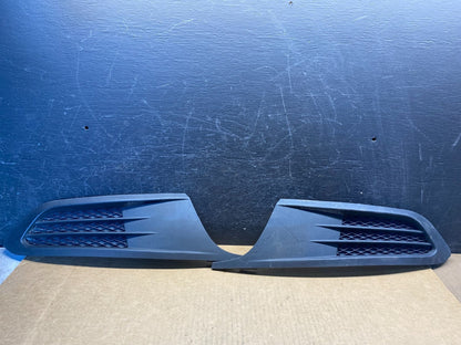 2011-2014 Volkswagen Jetta Front Left+Right Set Fog Light Cover Bezel AH5036 DG0