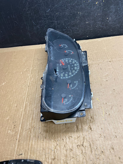 2003 Ford F250 F350 Speedometer Cluster Gauge ad6908 DG2