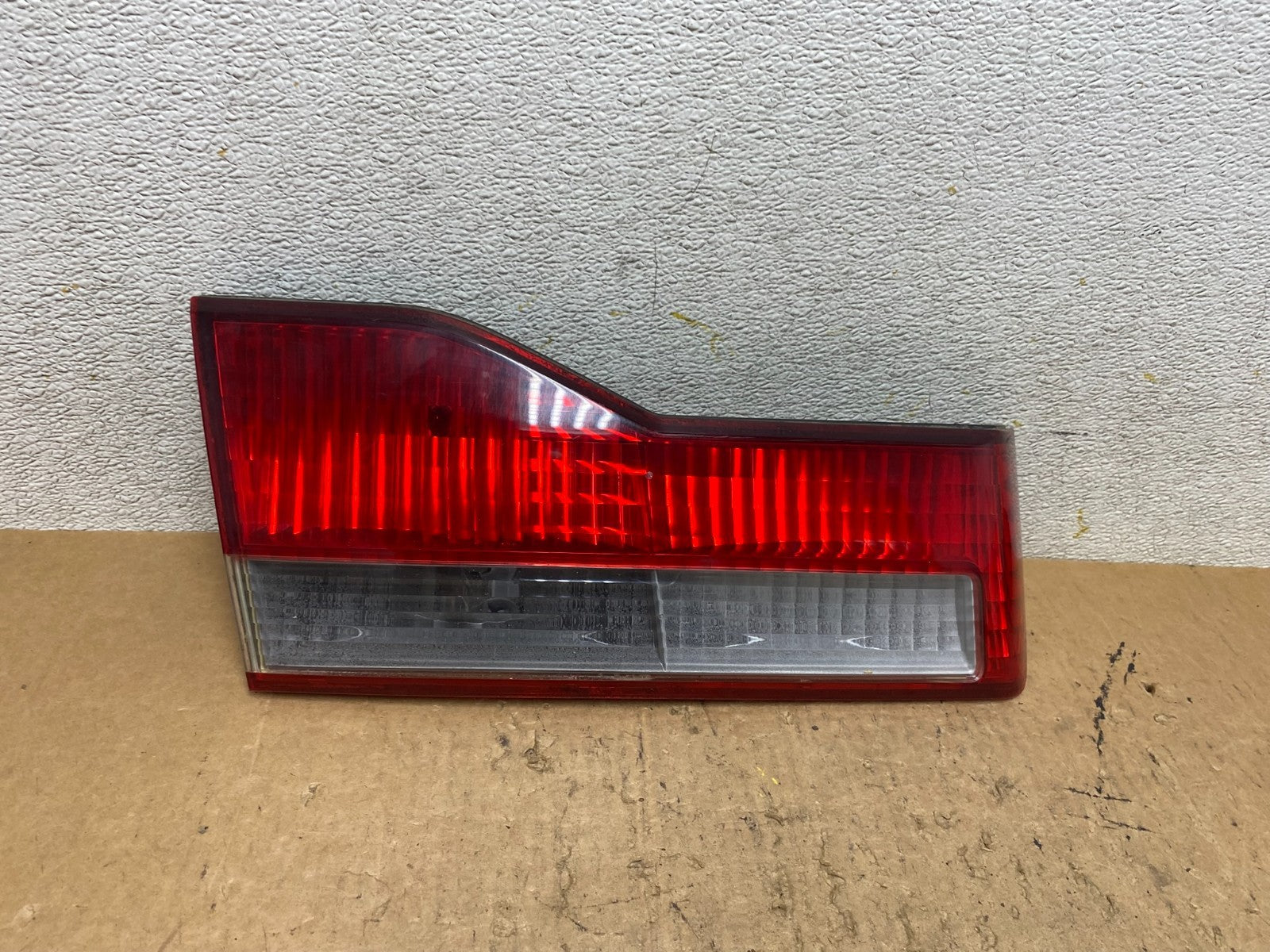 2001 to 2002 Honda Accord Left Driver LH Side Inner Tail Light OEM Q8713 DW0