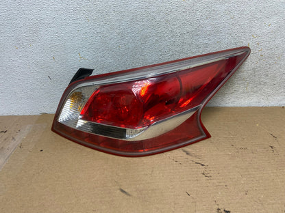 2013 2014 2015 Nissan Altima Right Passenger LED Side Tail Light AH4180 LK0
