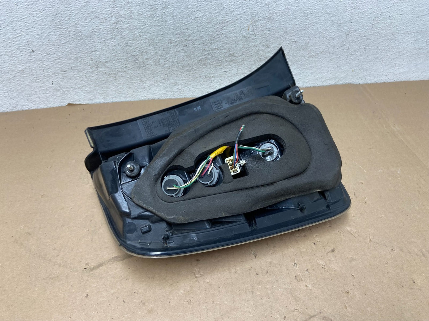 2006 to 2009 Toyota Prius Right Passenger Side Tail Light AG40915