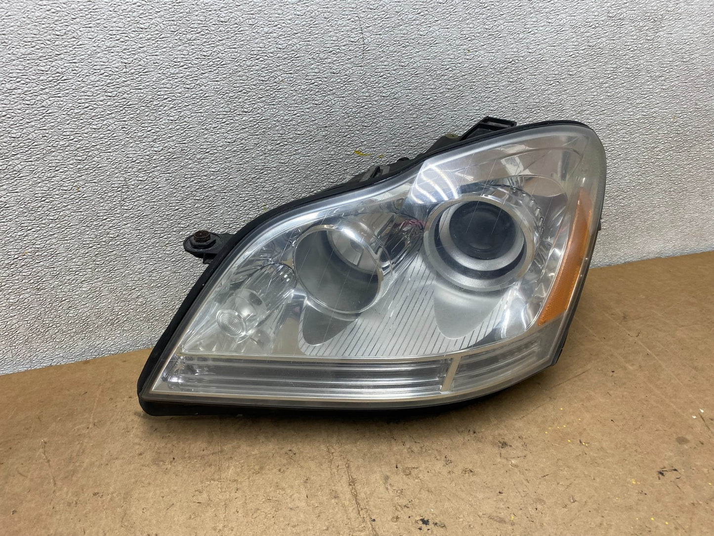 2007 to 2009 Mercedes GL-Class GL450 Headlight Left Driver LH X7260 GD0