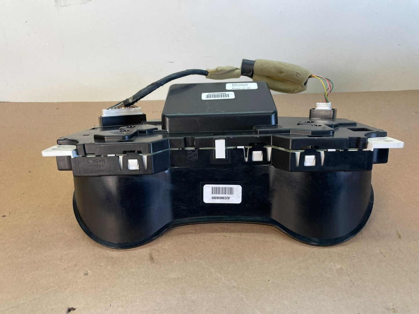 2013 Nissan Pathfinder Speedometer Cluster Gauge AG1038 DG9