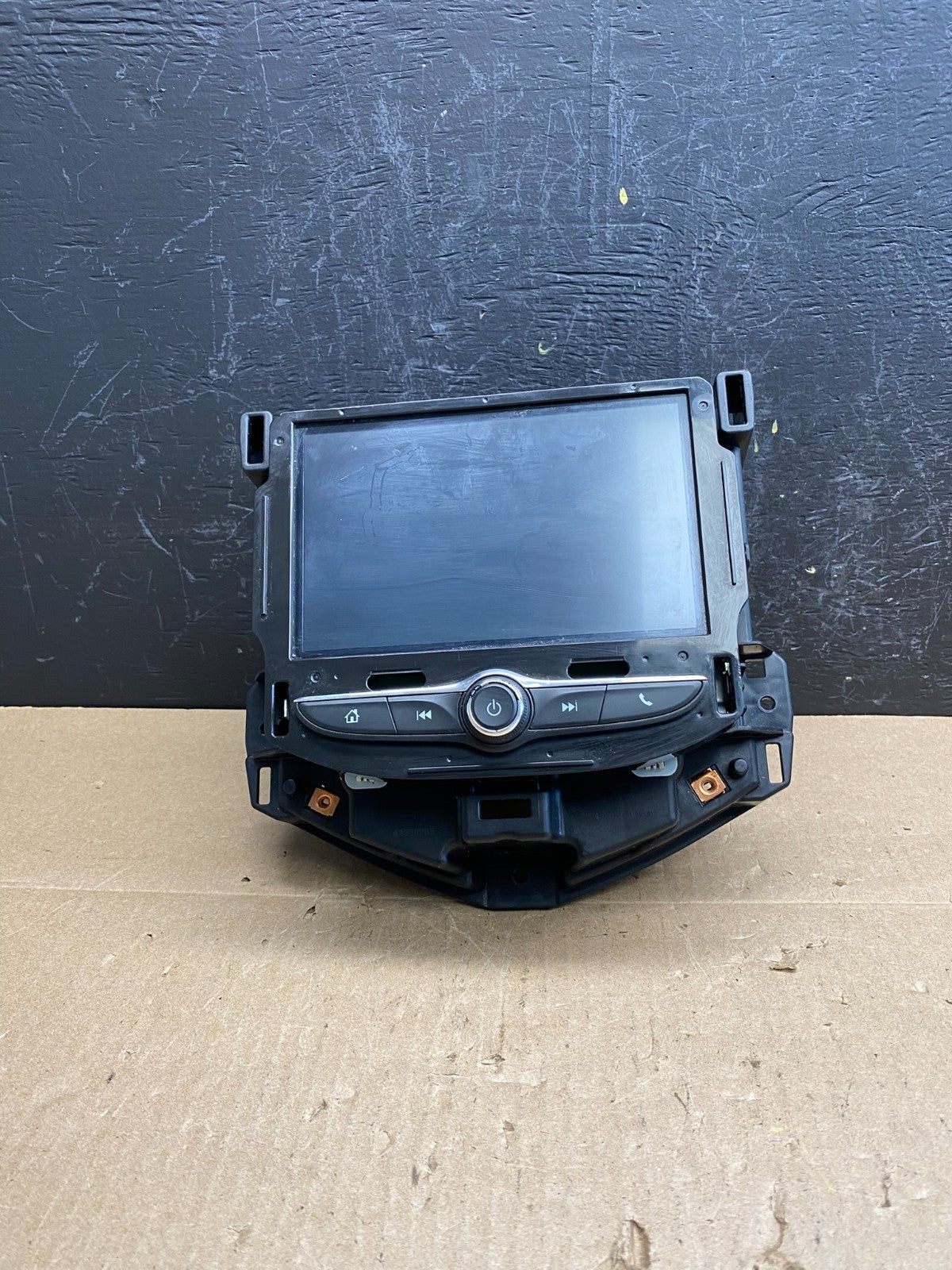 2017 2018 2019 Chevy Sonic Radio Receiver Display Screen AM FM MP3 AC6369 DG0