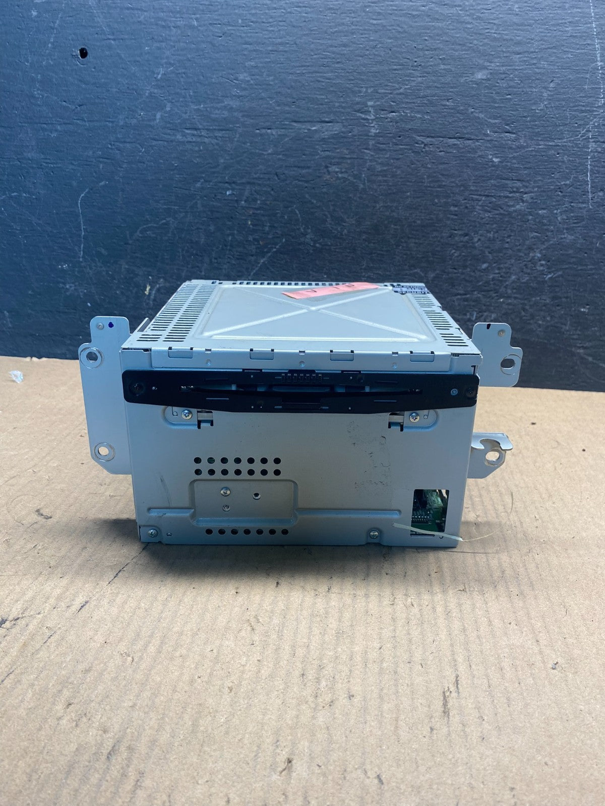 2010 2011 2012 Ford Fusion Radio Audio Receiver AM FM CD MP3 AE7724 DW0