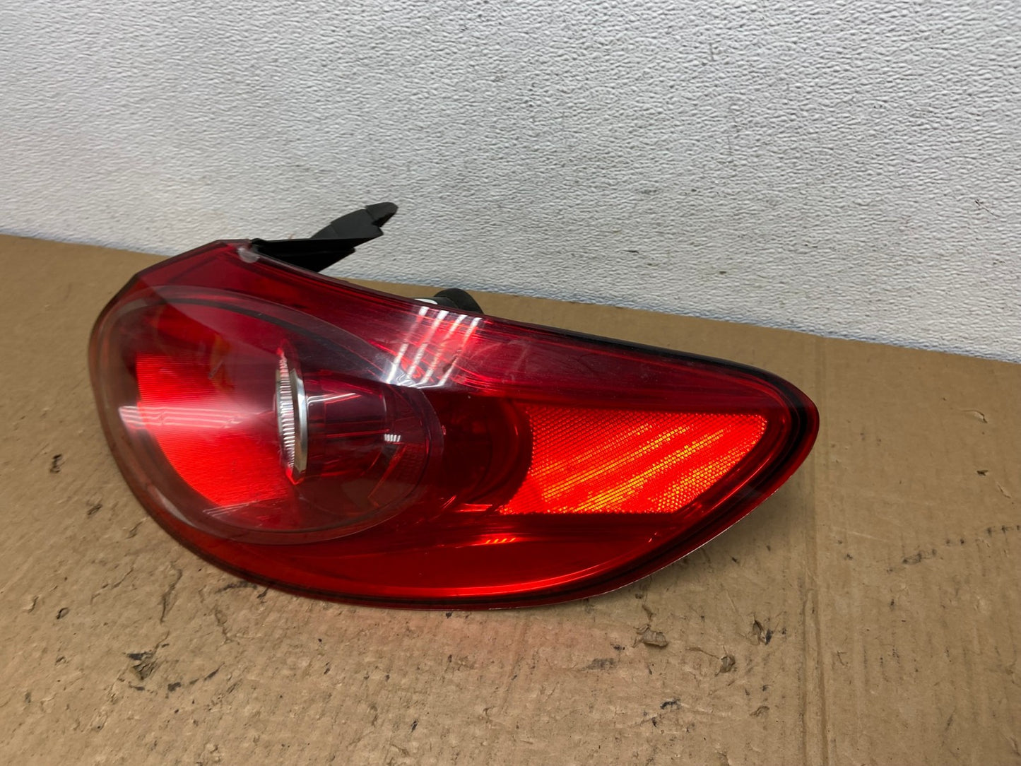 2009-2012 Volkswagen CC Right Passenger RH Side Tail Light AC8282 LK1