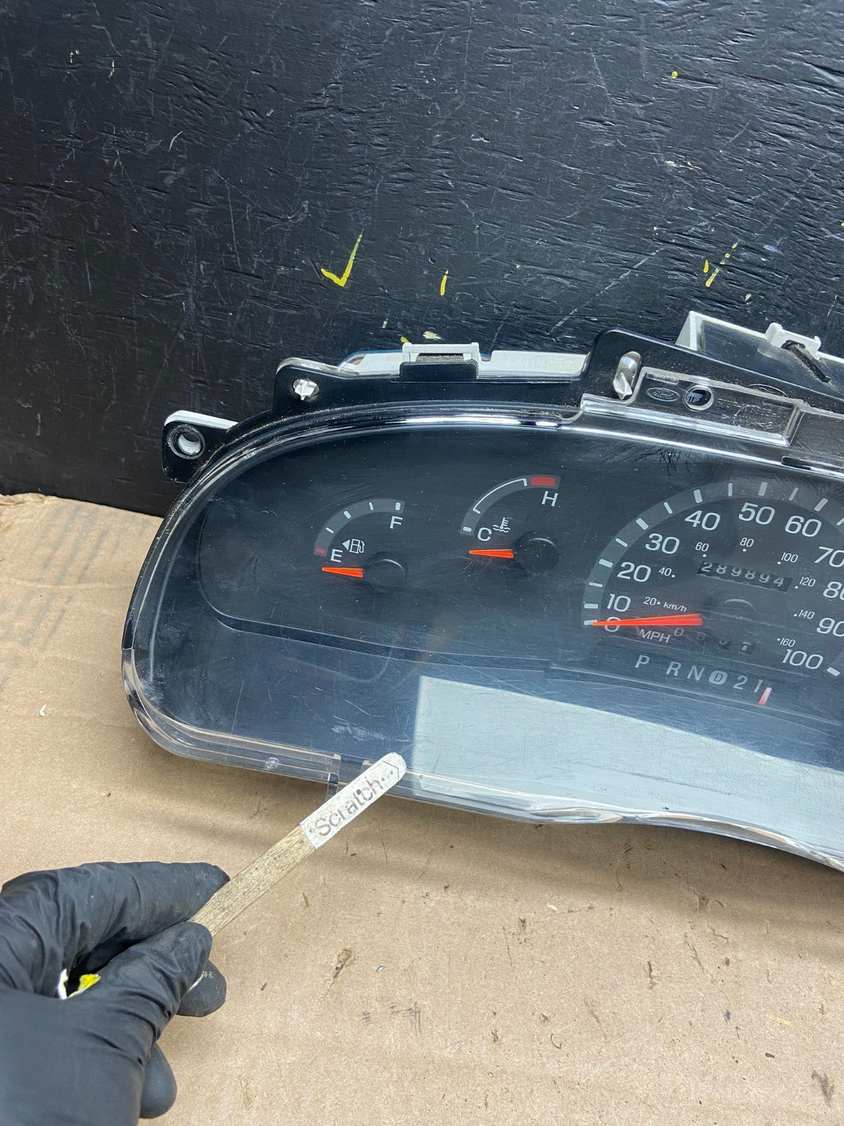 2001 - 2002 Ford Econoline E250 E350 Van Speedometer Instrument Cluster z1620 DG1