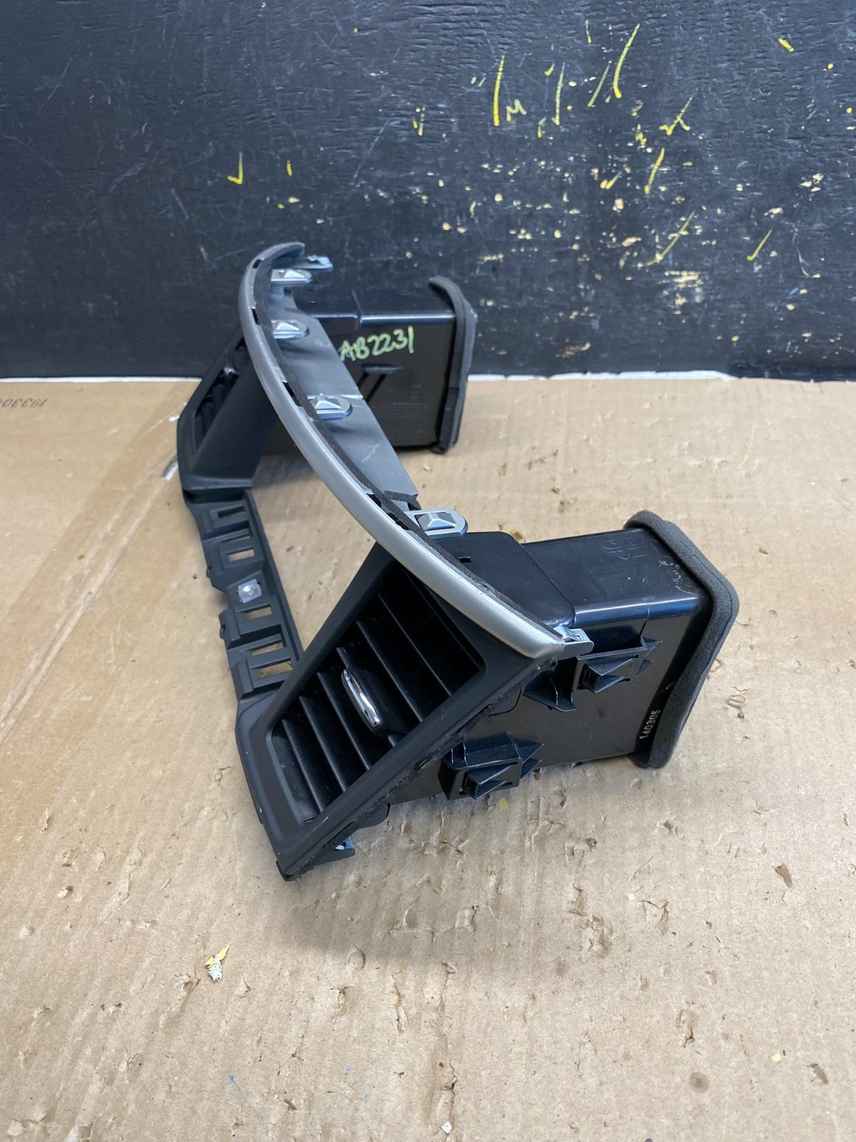 2013 to 2020 Nissan Pathfinder Center Dash Radio Trim Bezel  Surround ab2231 DG2