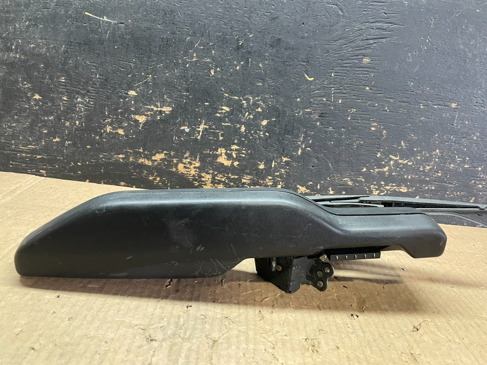 2003 to 2009 Toyota Corolla Matrix Rear Wiper Windshield Motor OEM AB3170  DG6