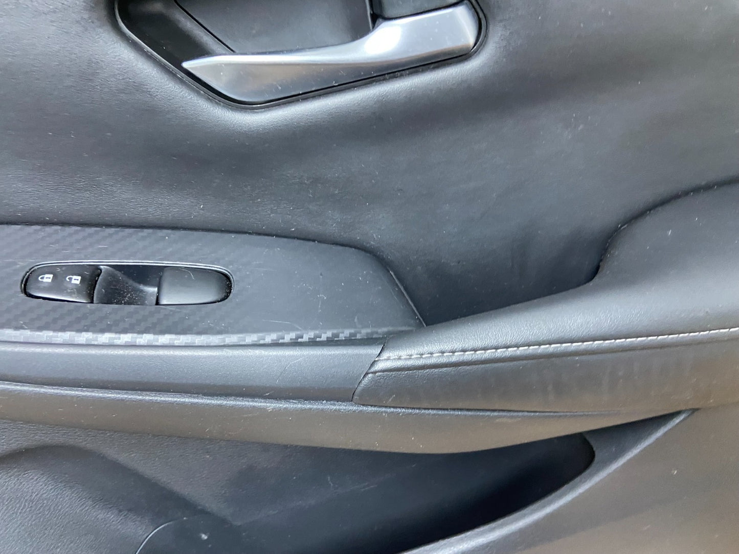 2020 - 2023 Nissan Sentra Front Right Passenger Interior Door Panel OEM Y3195 DG3