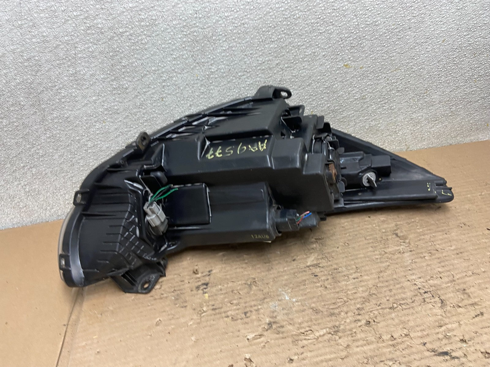 2013 to 2017 Hyundai Accent Left Driver LH Side Headlight AA9577 DW5