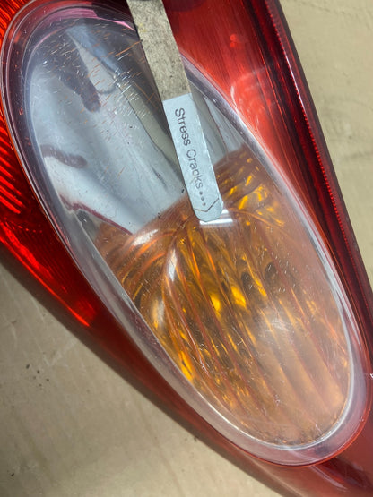 2004 to 2006 Toyota Solara Right Passenger Side Tail Light AG8859 DW4