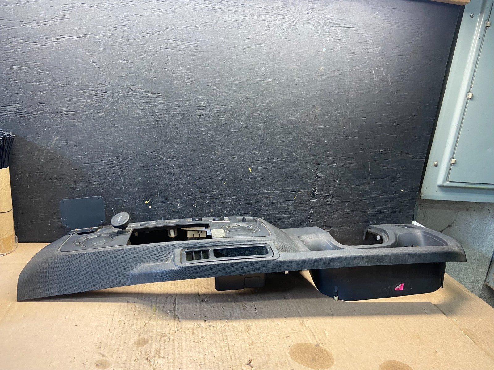 2009 - 2014 Ford E150 E250 Gauge Speedometer Cluster Radio Bezel Trim P7624 DG4