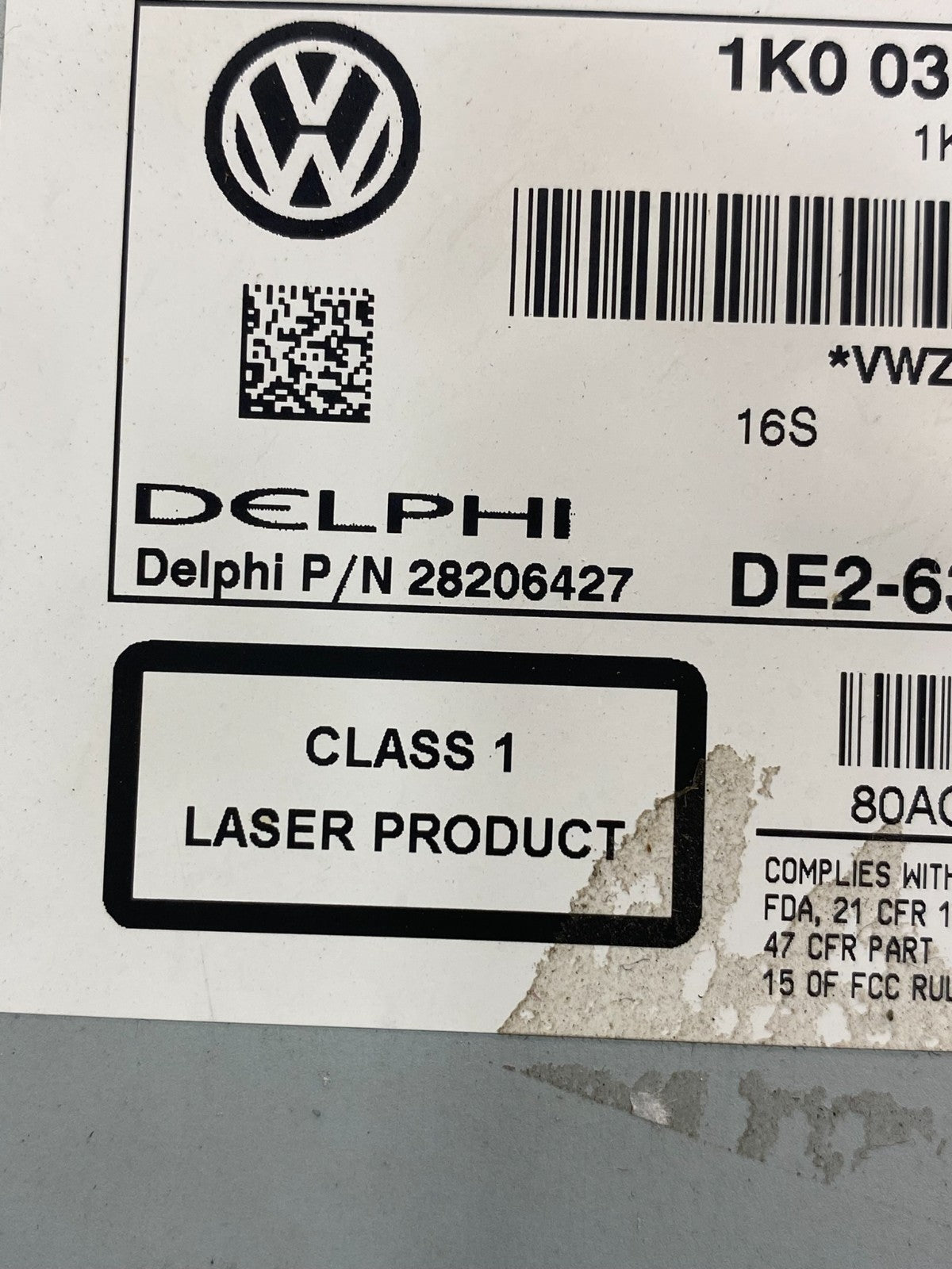 2009 to 2012 Volkswagen CC Radio CD Player Screen AM/FM AC8934 DG6
