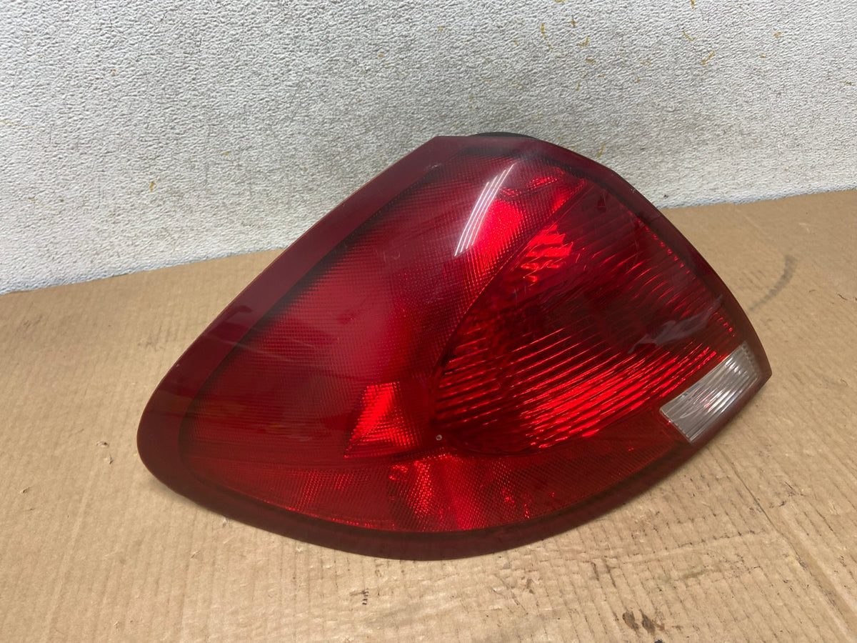 2000 2001 2002 2003 Ford Taurus Left Driver Lh Side Tail Light AI7058 LK0