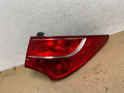 2013 -2016 Hyundai Santa Fe Rear Right Passenger Side Tail Light Lamp AE9363 DW0