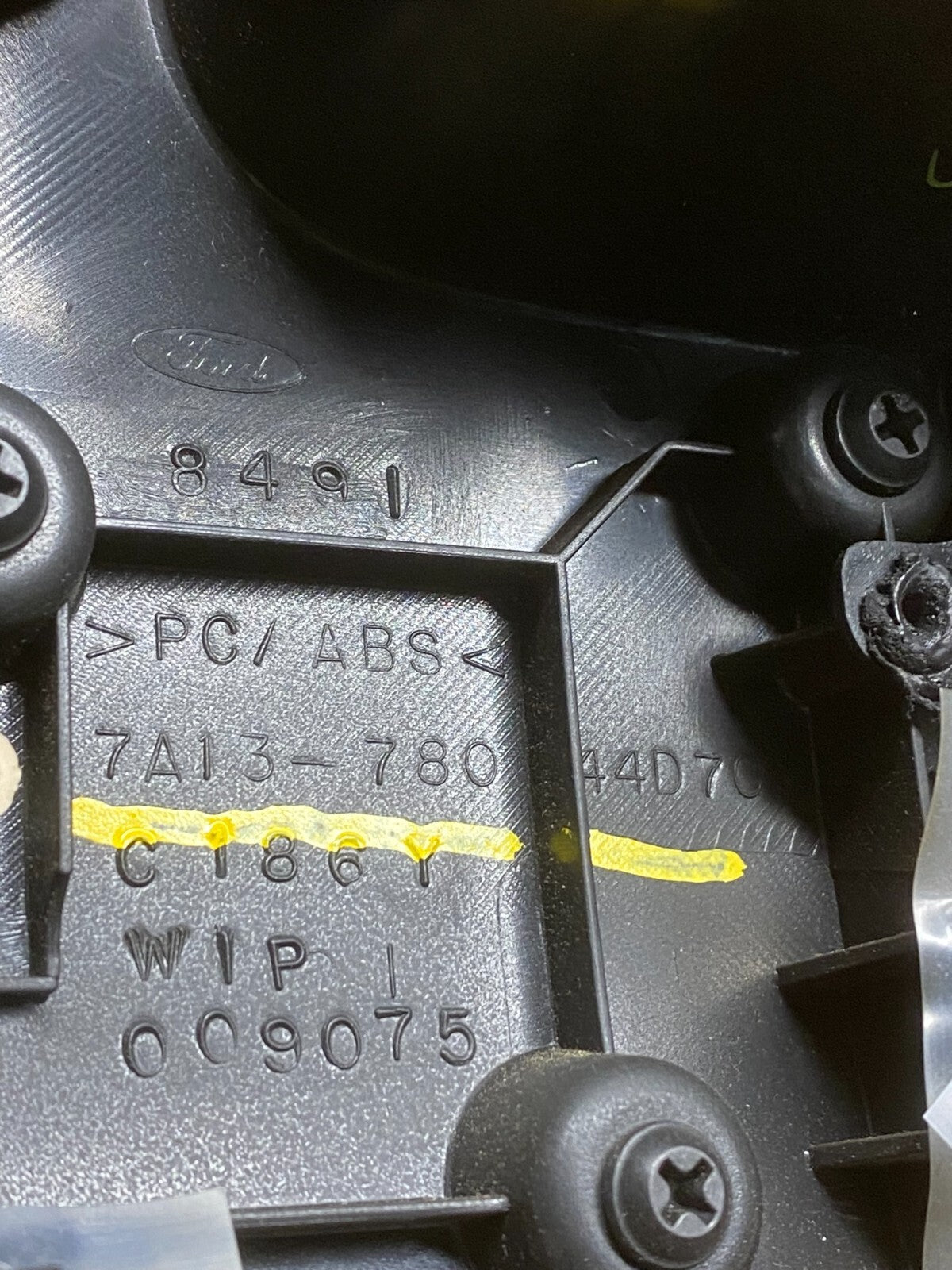 2008 2009 2010  Lincoln MKX Speedometer Dash Trim Bezel w Air Vent H8080 DG16
