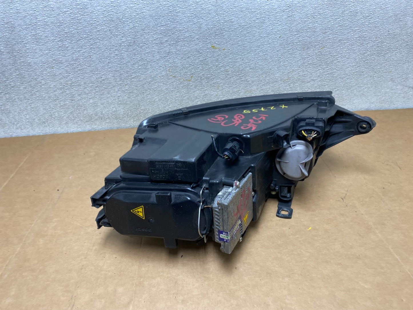 2000 to 2006 Audi TT Right Passenger RH Side Xenon HID Headlight Oem X2758 DW5
