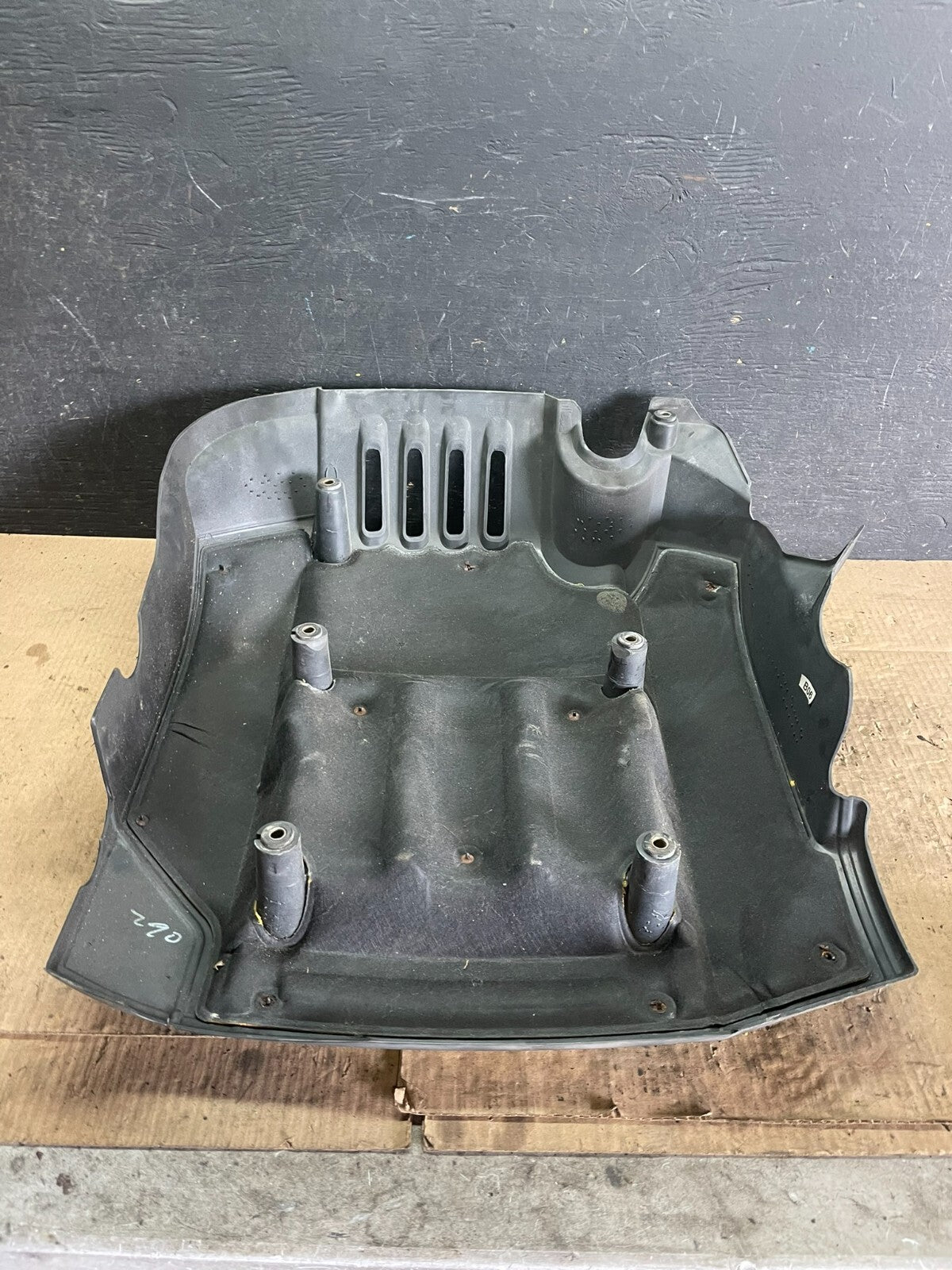 2001 - 2005 Hyundai Santa Fe 2.7L V6 Engine Motor Cover M8879 DG4