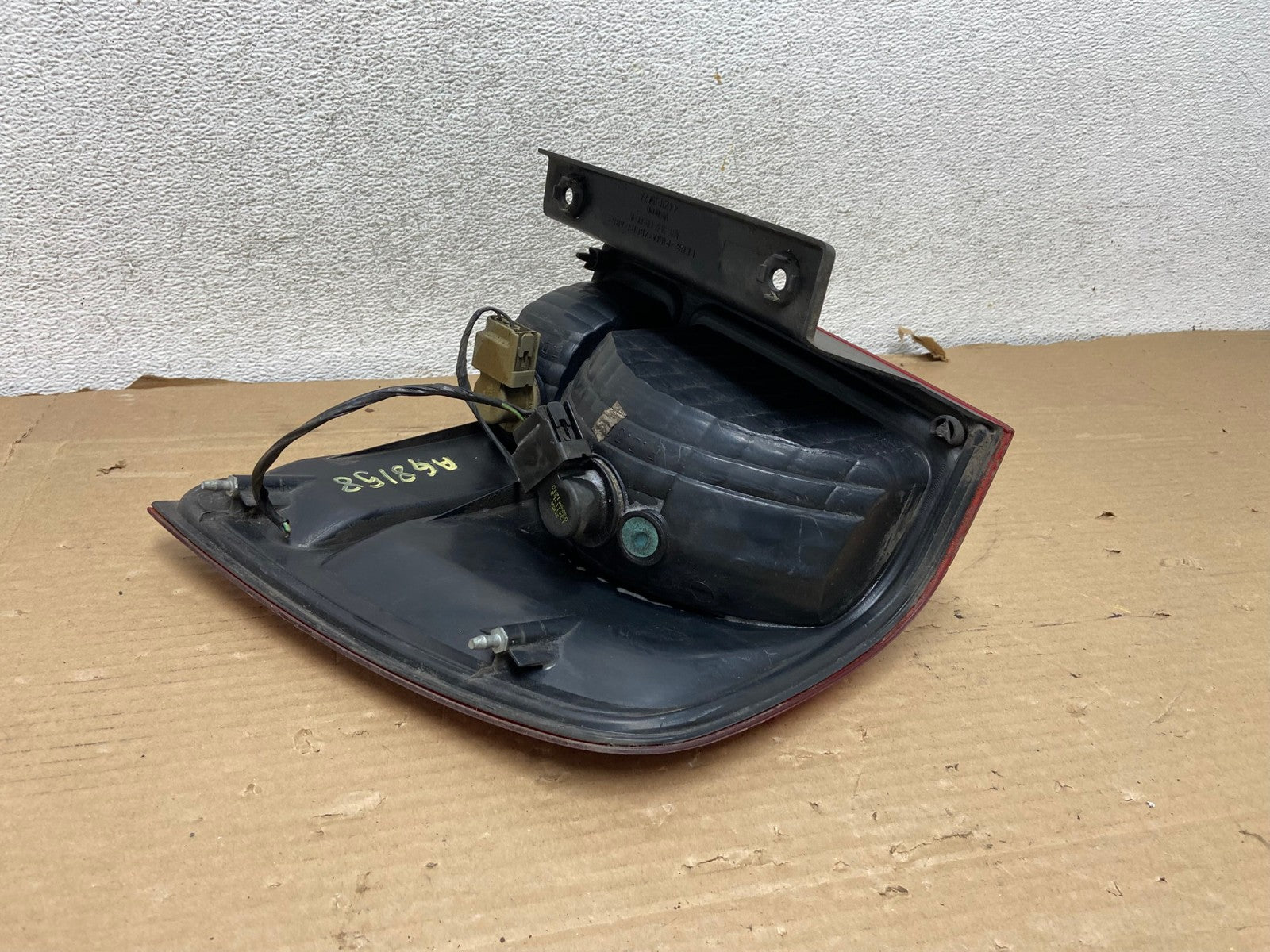 2003 2004 2005 2006 Ford Expedition Left Driver Lh Tail light AG8158 LK4