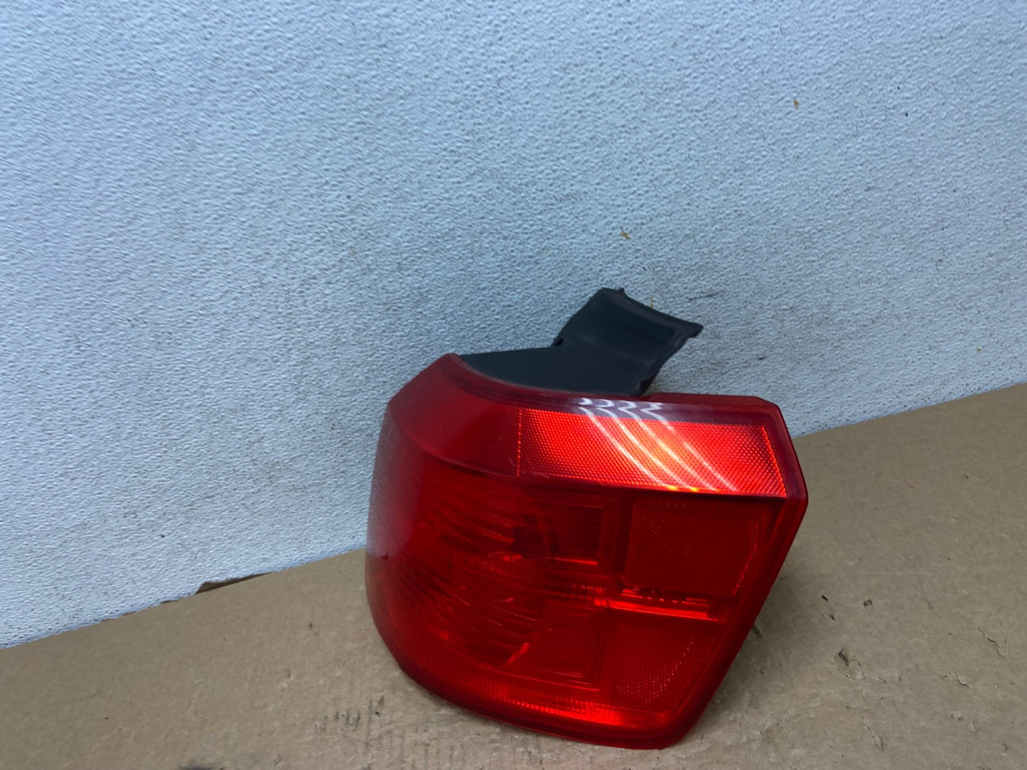 2010 to 2017 GMC Terrain Halogen Right Passenger Rh Side Tail Light AF8031 LK1