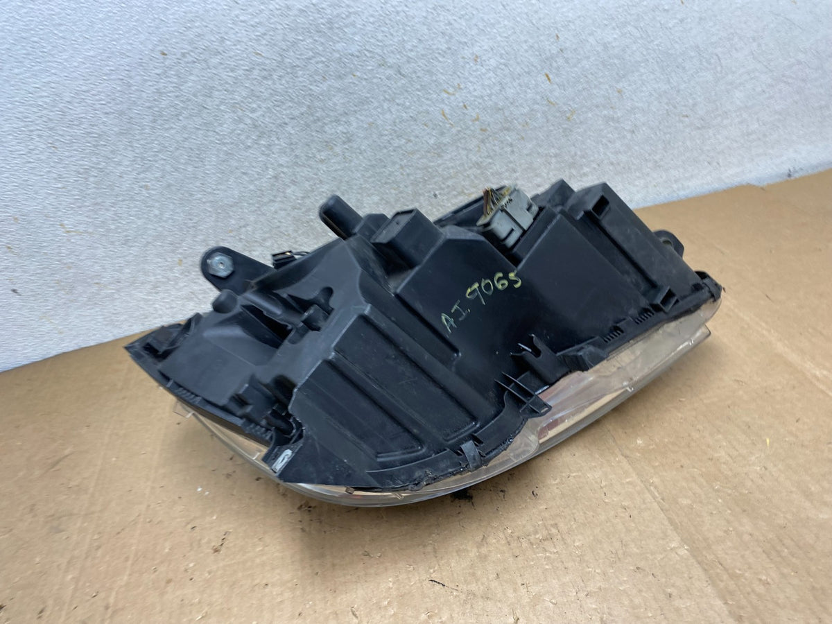 2008-2011 Mercedes C-Class C350 C300 Left Driver Halogen Headlight AI9065 DW8