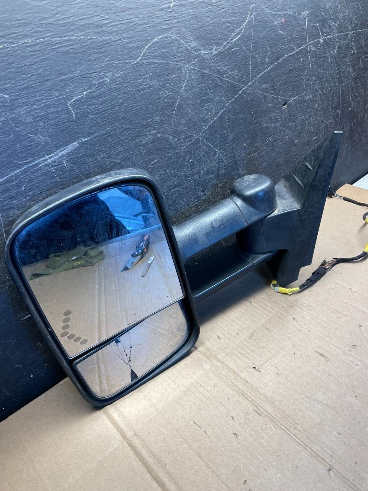 1999-2006 Chevrolet Silverado Sierra Left Driver LH Tow Door Mirror s4532 DG14