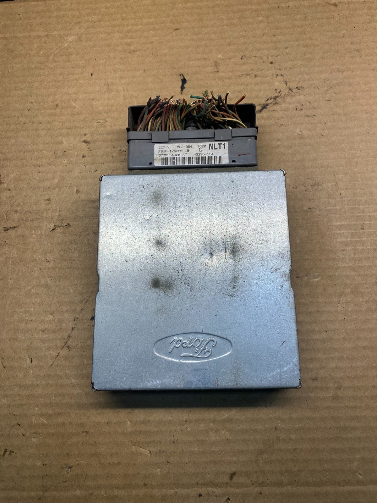1998 Ford F150 F250 4.2L Engine Control Unit ECU Computer Module AF4206 DW0